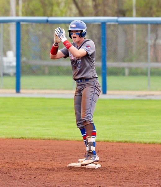 THIS 'CASH' IS MONEY: Danvers' Cashman a record setting hitter for UMass Lowell softball